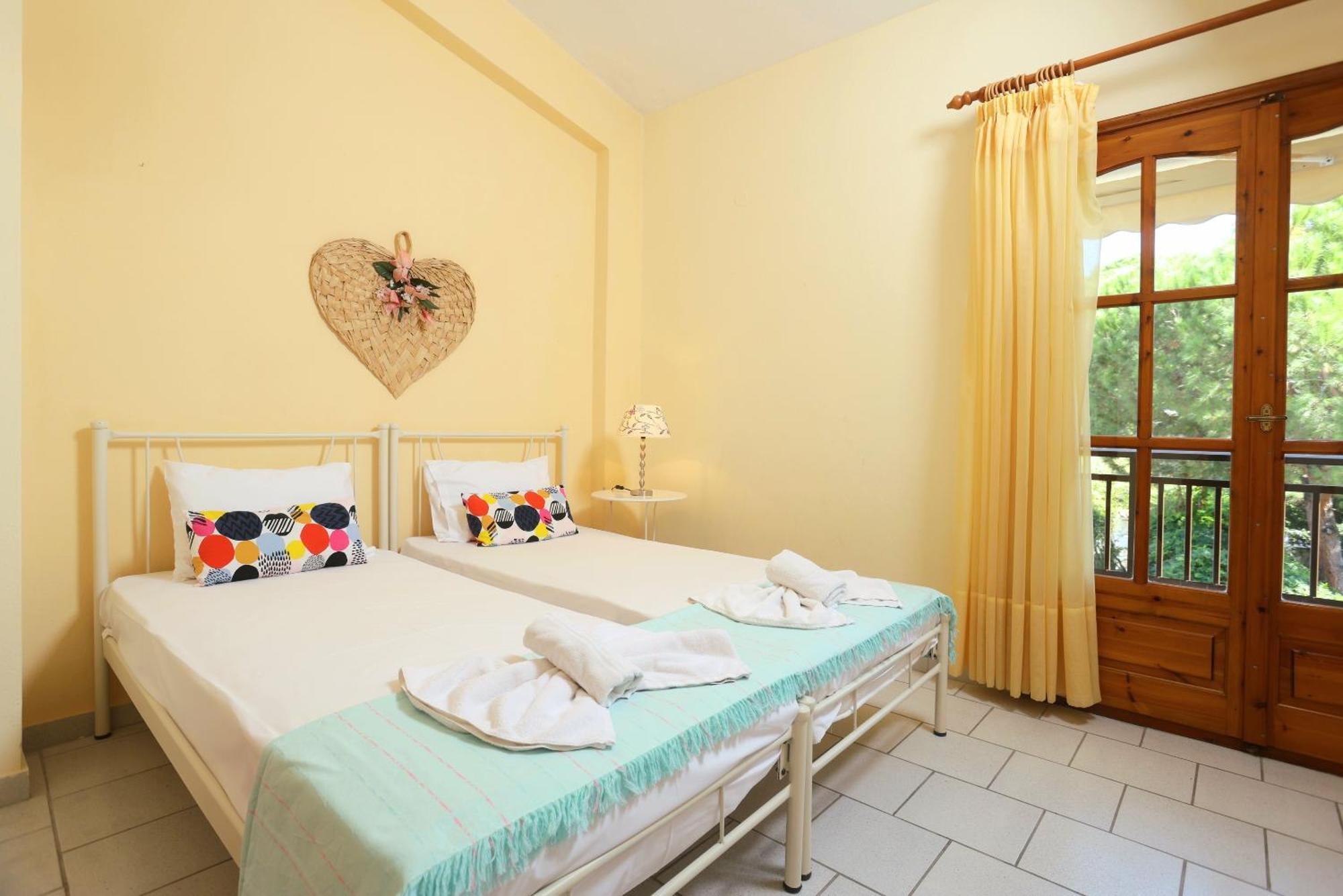 Asteras Hotel Hanioti Room photo