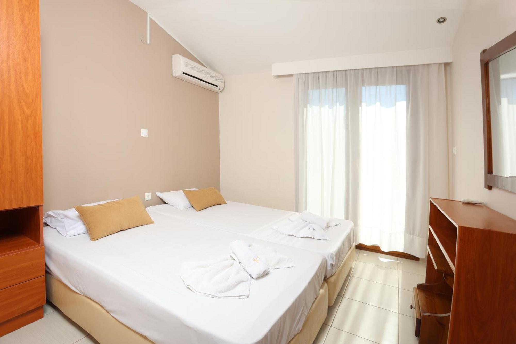 Asteras Hotel Hanioti Room photo